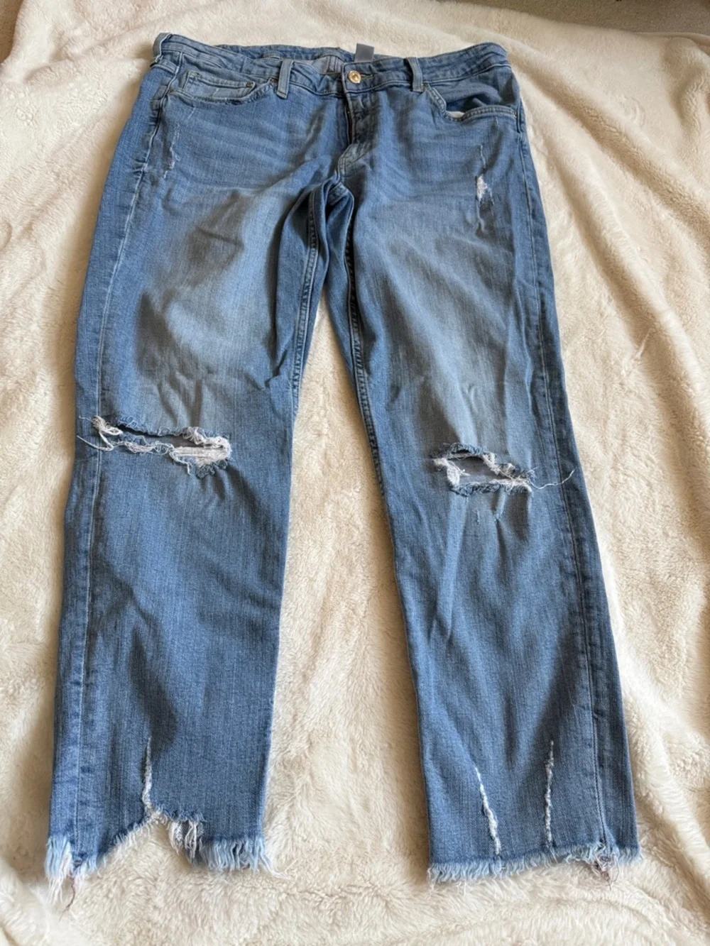 Denim/Jean/Pant Bundle - White, Blue, Denim, Taupe - Picture 14 of 16